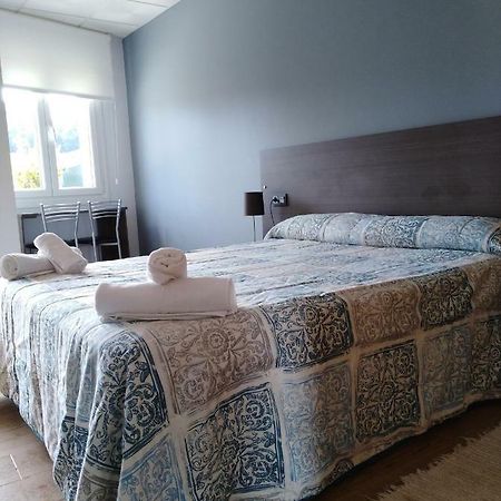 O Cruceiro Hotell Palas de Rei Eksteriør bilde