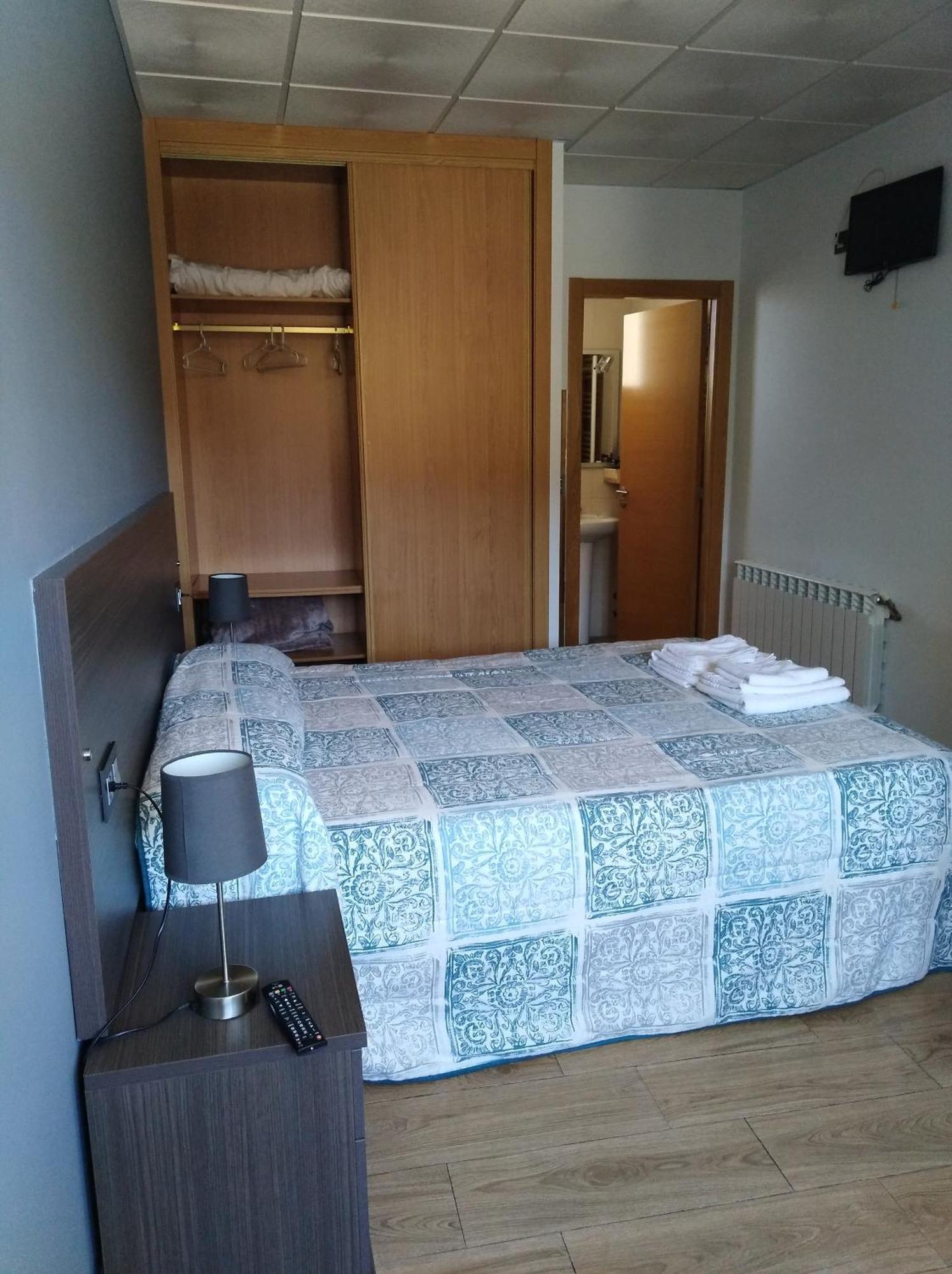 O Cruceiro Hotell Palas de Rei Eksteriør bilde